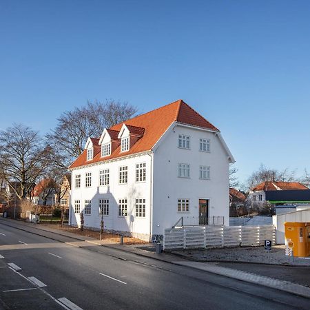 Aday - 2 Bedroom Apartment With Patio Aalborg Esterno foto
