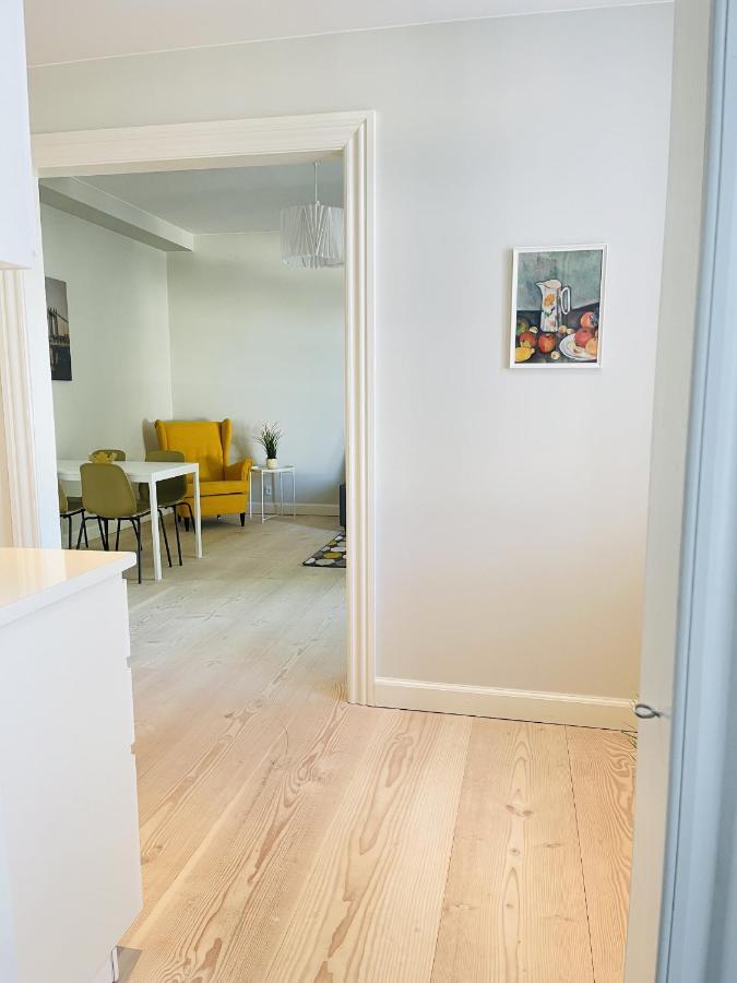 Aday - 2 Bedroom Apartment With Patio Aalborg Esterno foto