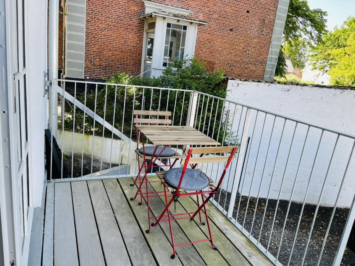 Aday - 2 Bedroom Apartment With Patio Aalborg Esterno foto