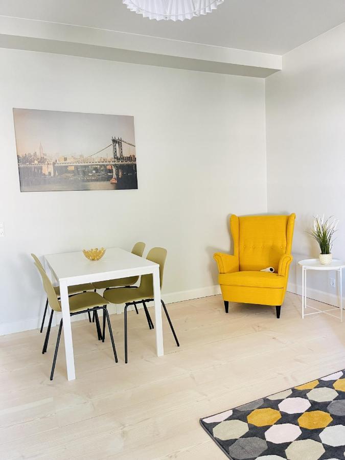 Aday - 2 Bedroom Apartment With Patio Aalborg Esterno foto